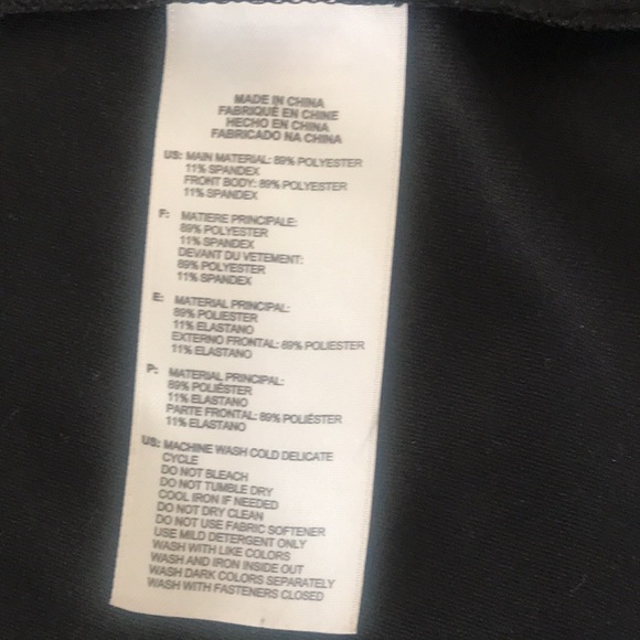 Adidas size med black thin zip up jacket/sweater 10/10 condition - Picture 4 of 6